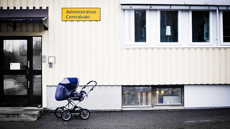 Kriminalvården måste avsätta resurser till arbetet med medföljande barn