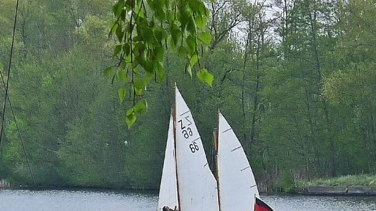 Neue maritime Möglichkeiten im Hochschulsport: Kutter-Segeln und Kutter-Rudern auf der Dahme