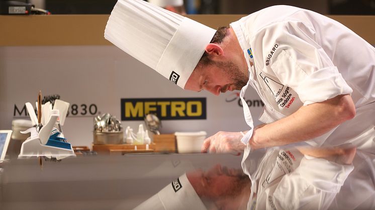 Alexander Sjögren under tävling i Budapest 11 maj 2016, Bocuse d'Or Europe
