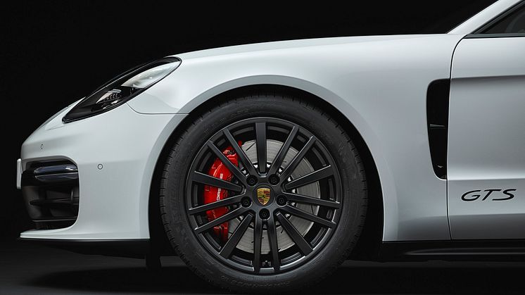 Panamera GTS 20-inch Panamera Design wheel