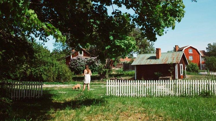 Kommentar till Svensk Mäklarstatistik: Villorna fortsatte uppåt i juni, små prisändringar på bostadsrätter under stor omsättning