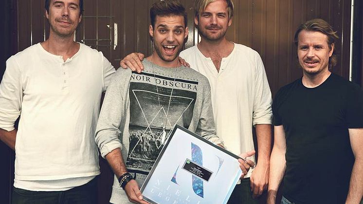 Platina för Niello