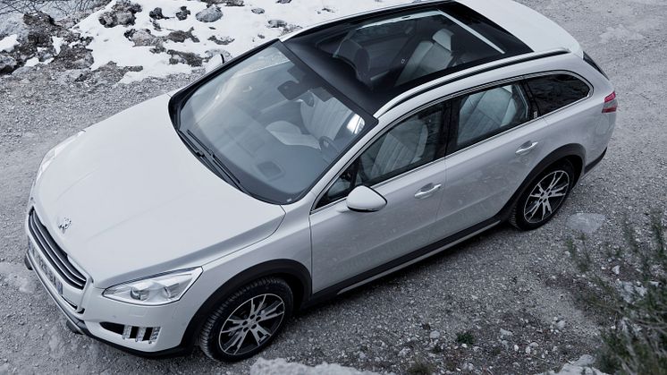 Dieselhybriden 508 RXH är här!