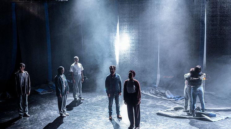 Tears_Robin Keller, Ester Claesson, Davood Tafvizian, Bashkim Neziraj, Astrid Kakuli, Nina Rashid, Rita Lemivaara