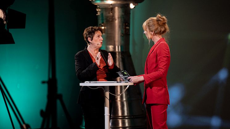 Deborah Lygonis och Frida Zetterström under 2021 års Space Investment Day. Nu utvecklas konceptet och blir ett två dagars hybridevent med fokus även på talangattraktion. Foto: Innovatum Science Park.  