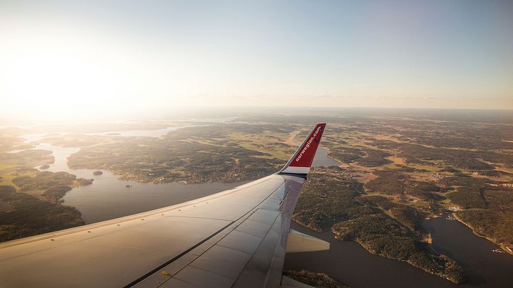 Norwegian offers customers CO2-offsetting and becomes first airline to sign UN climate action initiative