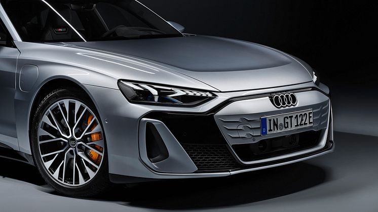 Audi S e-tron GT (Floretsølv metal)
