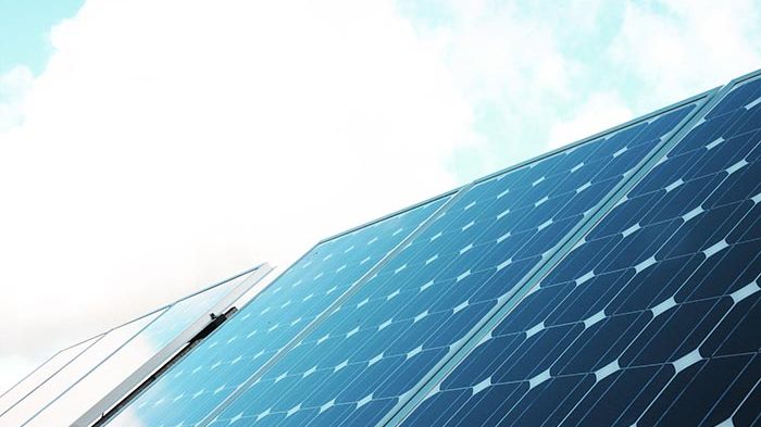 Sedan 2017 har Jönköping Energi sålt cirka 350 solcellsanläggningar i Jönköpingsregionen.