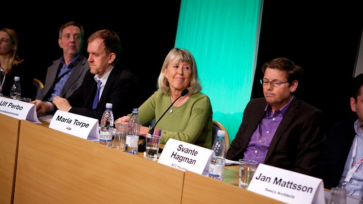 Debatt om miljonprogramsupprustningen på Nordbygg 2012:  Regeringsrepresentant nobbade förslag om lånegarantier