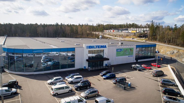 Biltema storsatsar på varuhus - ingen oro för e-handeln