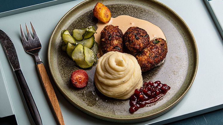 Orkla FoodSolutions och Kost & Näring vill ge landets måltidsutvecklare stöd så att de känner sig bekväma att servera mer grön mat i skolan.