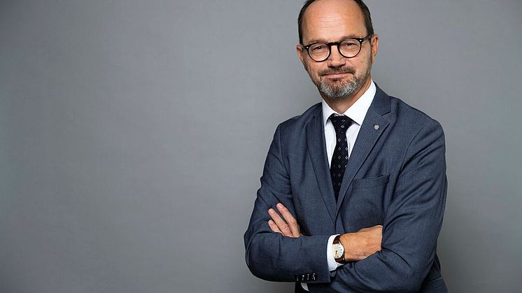 Elektrifieringskommissionens ordförande infrastrukturminister Tomas Eneroth samt ledamoten Annika Viklund, VD Vattenfall eldistribution medverkar på eComExpo.