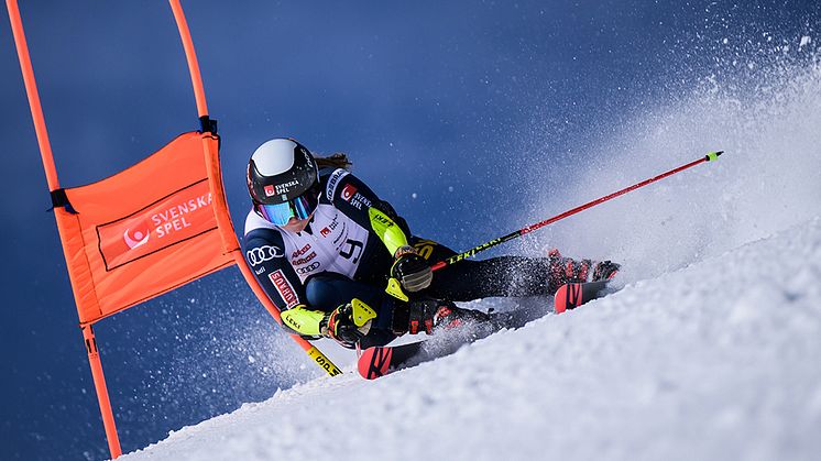 Hanna Aronsson Elfman under träning inför världscuppremiären i Sölden. Foto: Joel Marklund, Bildbyrån