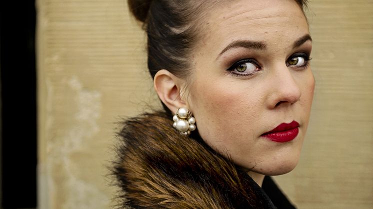 Kritikerrosade Isabella Lundgren med Carl Bagge trio gästar Engelen "Jazz@engelen" den 15 nov!