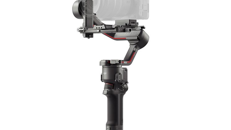 DJI RS 3 - Complete setup - diagonal front view (1 of 2)