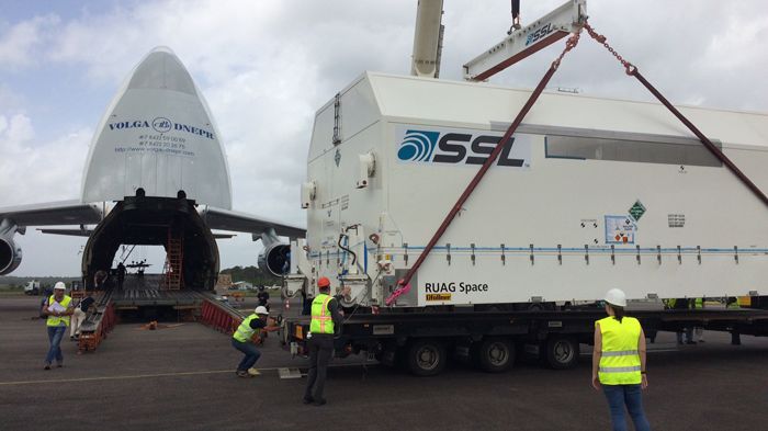 EUTELSAT 65 West A atterri à Kourou : compte à rebours avant son lancement par Ariane le 9 mars 