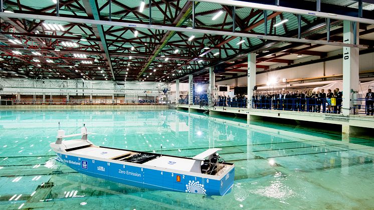 Yara Birkeland model testing commenced at SINTEF Ocean’s 80 metre test tank facility in Trondheim yesterday (September 28th 2017)