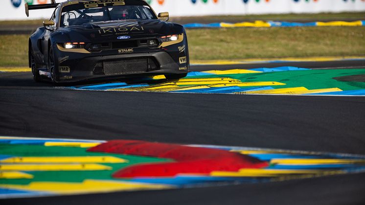 24t Le Mans Ford Mustang GT3 (7).jpg