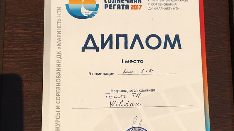 Team der TH Wildau siegte mit dem Eigenbau „SUNcaTcHer“ bei der internationalen Solar Regatta in Kaliningrad/Russland