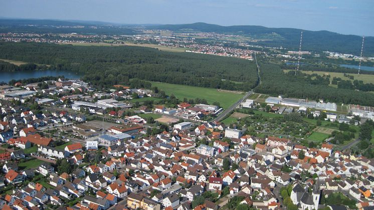 Die Mainhausener ortschaften Zellhausen (vorne) und Mainflingen (hinten) erhalten die Chance auf einen Anschluss an das Deutsche Glasfaser-Netz. Bild/Rechte: Gemeinde Mainhausen