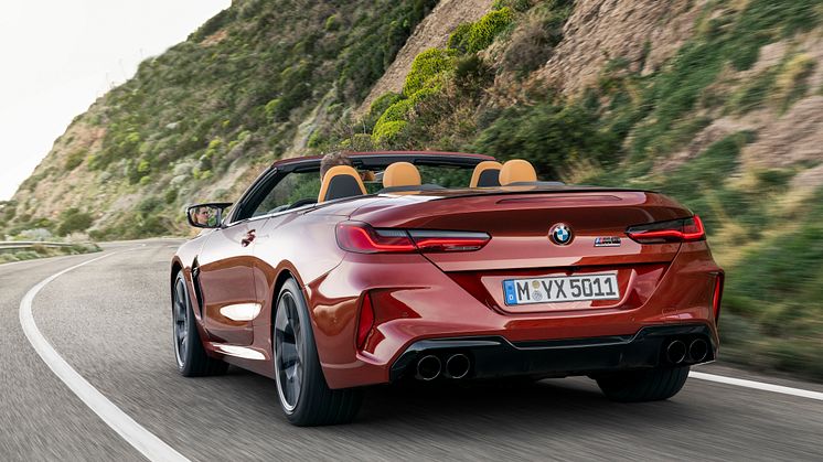 Nya BMW M8