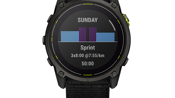 010-02751-01_04_Enduro3_black_HR_front_0001_dsw_running_metric.png