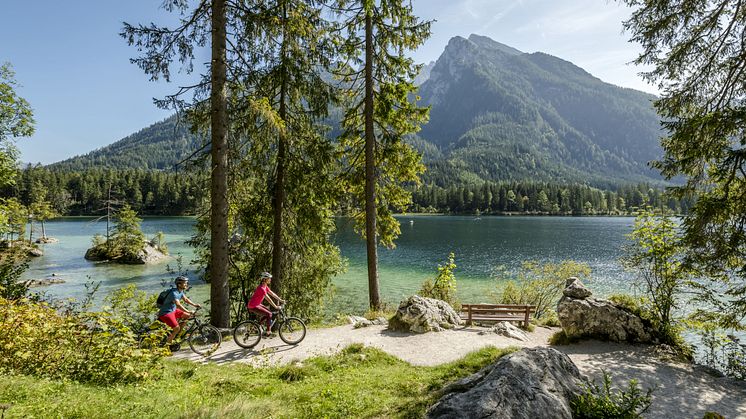"Auf dem Bodensee-Königssee-Radweg" / © DZT/Günter Standl