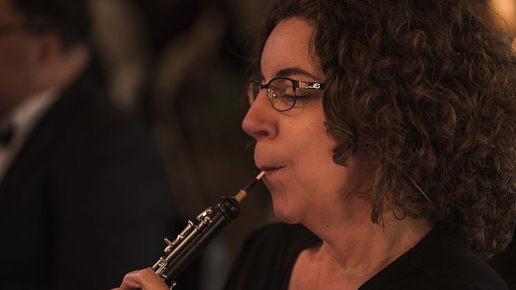 Symbolbild einer Orchestermusikerin. Foto: iStock / Lana2011 / Lizenznehmer: Pressebüro LAAKS