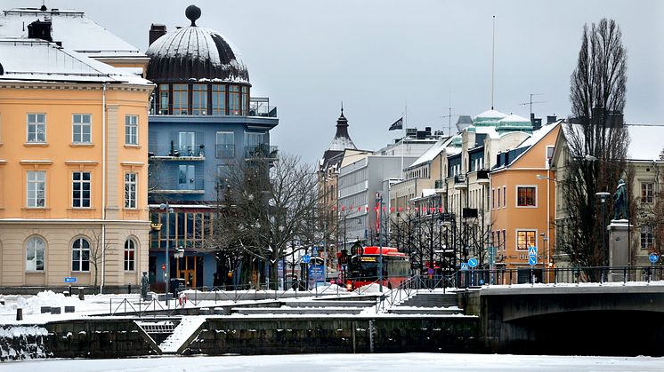 Låt oss hjälpas åt att göra Karlstads centrum tryggt och trivsamt under jullovet.