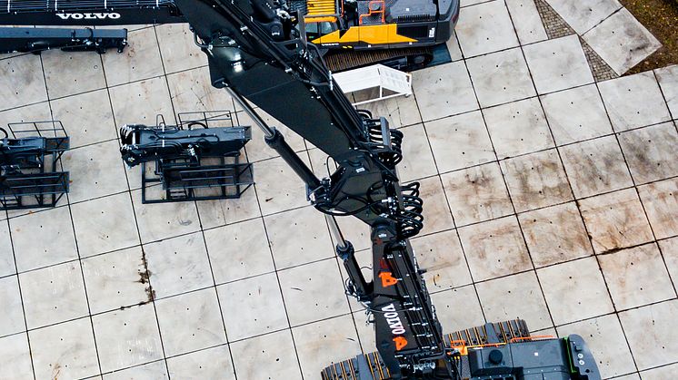 Volvo EC480E High Reach
