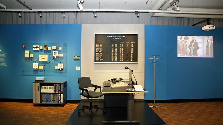 Zeitgeschichtliches Forum Leipzig: Ausstellung "Tatort. Mord zur besten Sendezeit" 