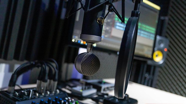 Alle Themen rund ums Metallhandwerk zum Nachhören! Schadensfälle, Deutscher Metallbaupreis und technische Themen jetzt im M&T Podcast aufbereitet. Foto: Pixabay