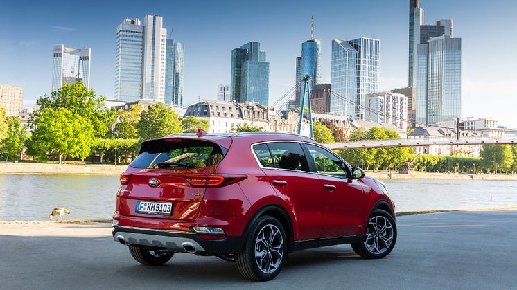 Kia Sportage stat_rear
