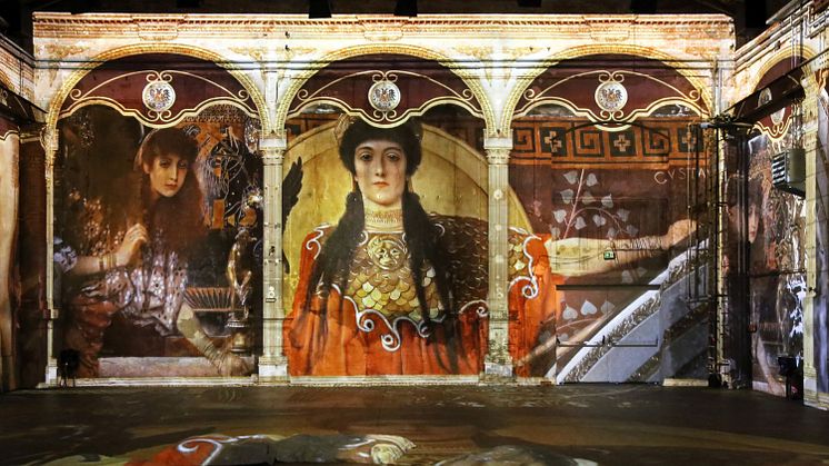 Blick in die Ausstellung "Gustav Klimt. The Gold Experience" im Kunstkraftwerk Leipzig