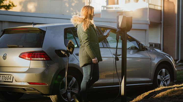 Neues Förderprogramm für private E-Auto-Ladestationen in Deutschland – mit Know-how aus Norwegen