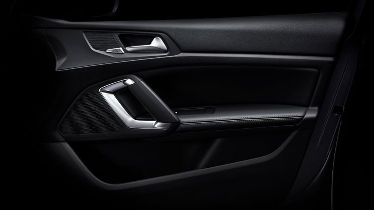 Den stilrena insidan på nya Peugeot 308