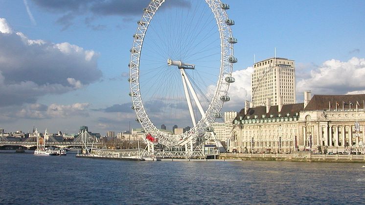 Enjoy a day trip to London by train and explore the city on foot with AllTrails