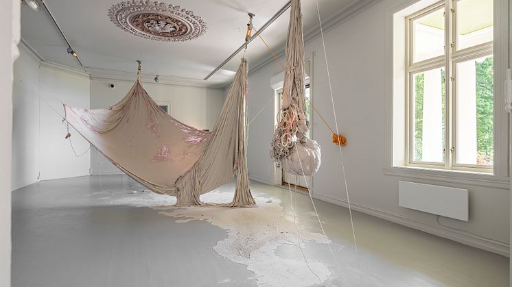 Hedvig Winge Porcelain Piece 2020