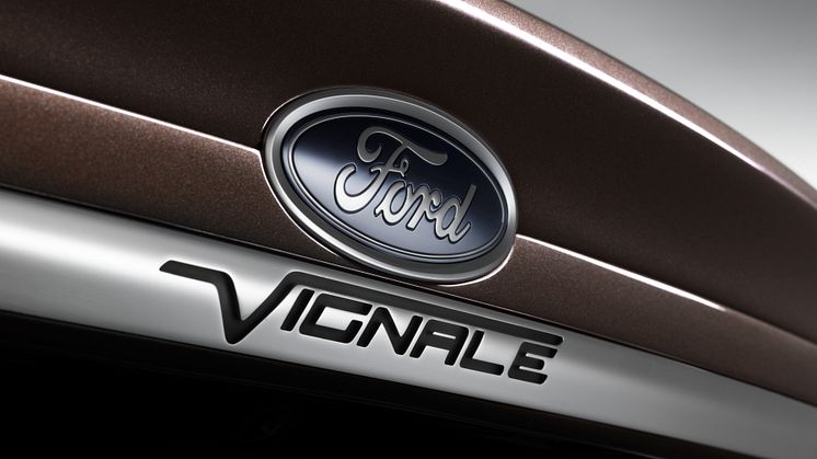 FORD VIGNALE CONCEPT - IAA 2013 - 3