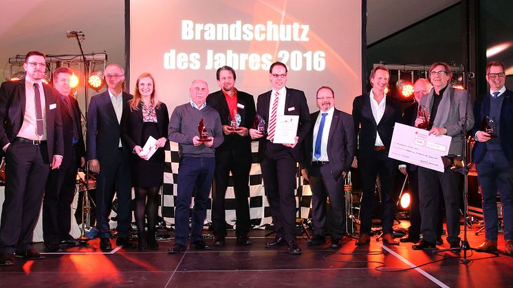 Die glücklichen Gewinner des "Brandschutz des Jahres 2016"