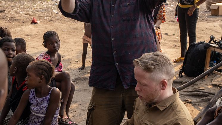 Klaus Sonstad og Åsmund Flaten lager musikk i Sierra Leone med FORUT
