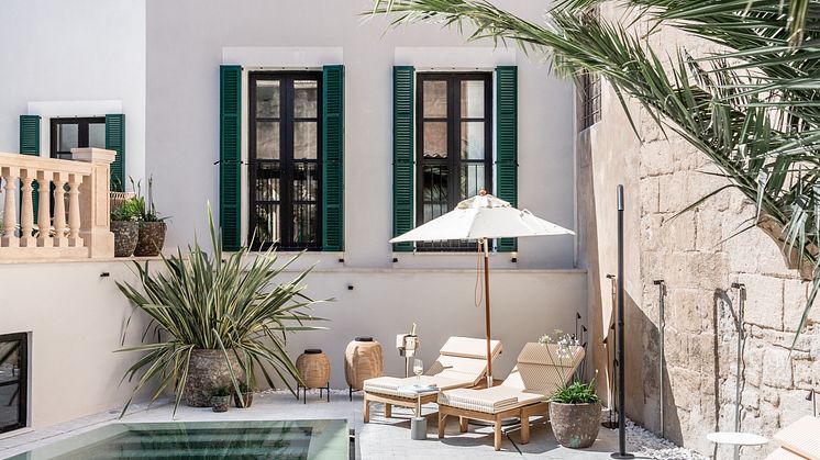 Concepció by Nobis pool