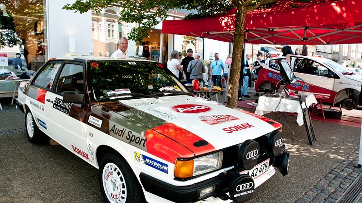Toni Hansen med sin Audi 80 (foto: rallypics.dk)