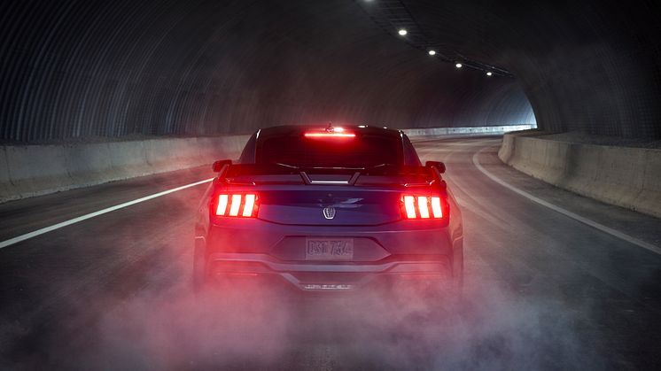 New_Ford_MustangDarkHorse06