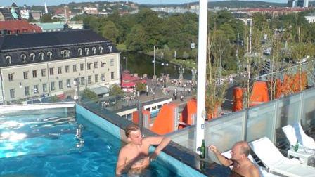 Avalon-pool