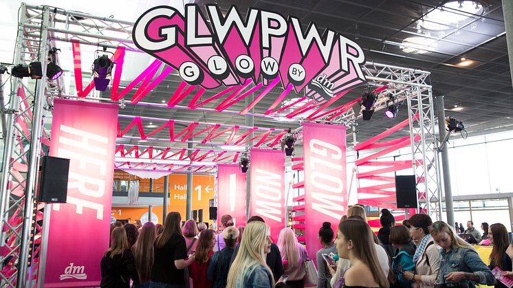 Beauty-Metropole Stuttgart: Mehr als 20.000 Besucher auf der 10. Glow by dm  © Julia Blank