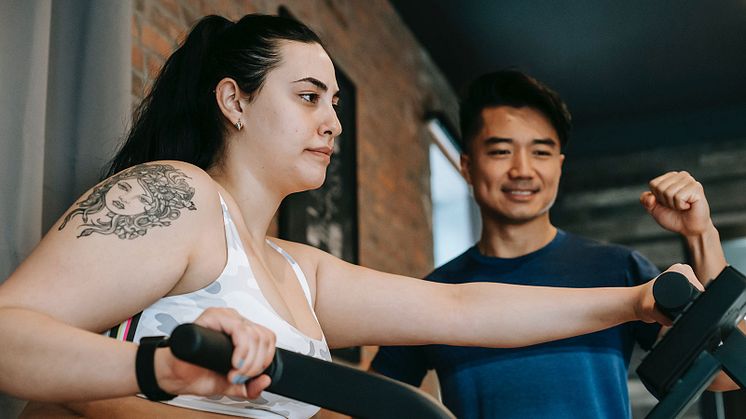 Weight Loss Vs Fat Loss: Differences & Tips From A Doctor