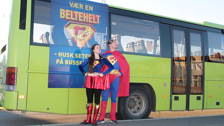 Ruters beltehelter besøker 20 barneskoler i forbindelse med aksjon Beltehelt i uke 39.