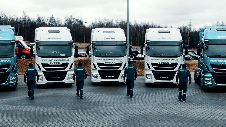 German-based cargo and freight company Hegelmann Group has acquired five LNG-powered trucks from IVECO, as a part of its plan to have sustainable vehicles make up at least 20 % of its total fleet by 2025.