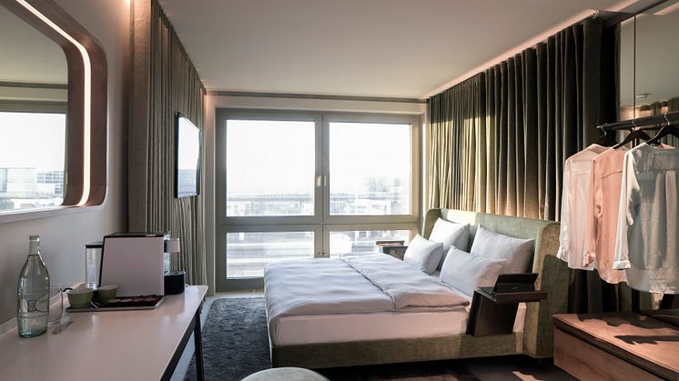 b'mine Airport Frankfurt, Smart Double